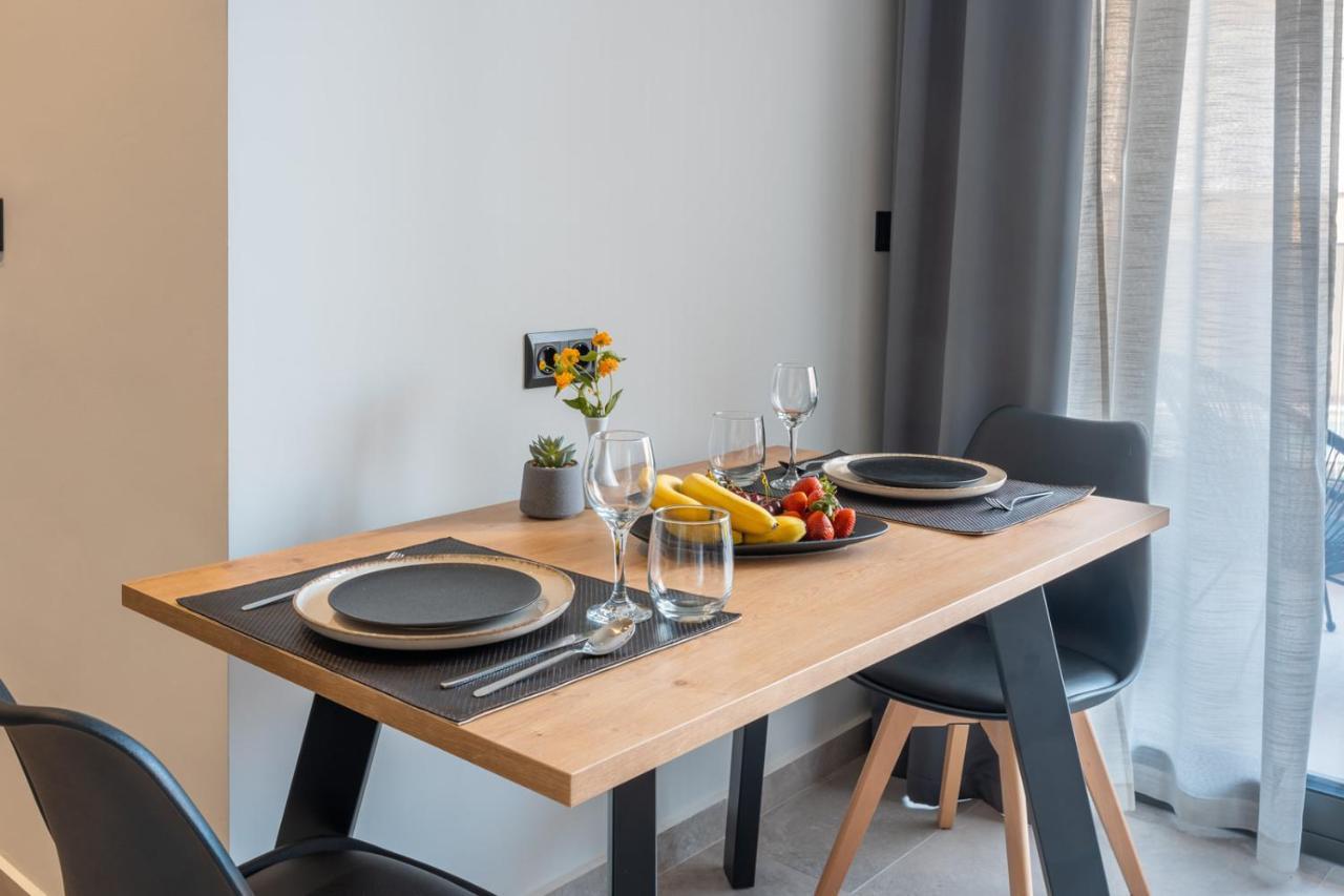 Brand New Suites In City Center Heraklion Exterior foto